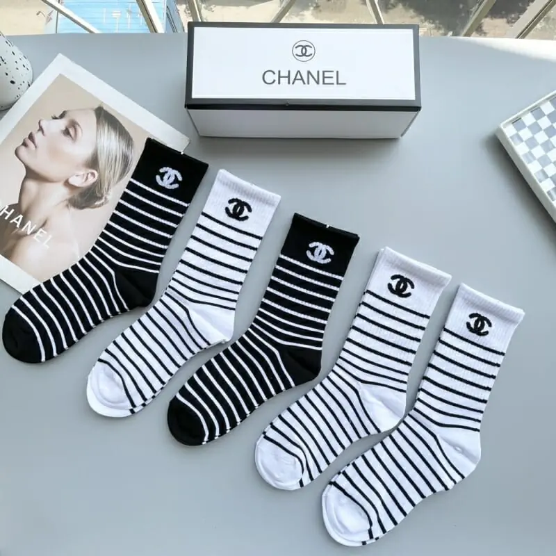 chanel chaussettes s_12500a04